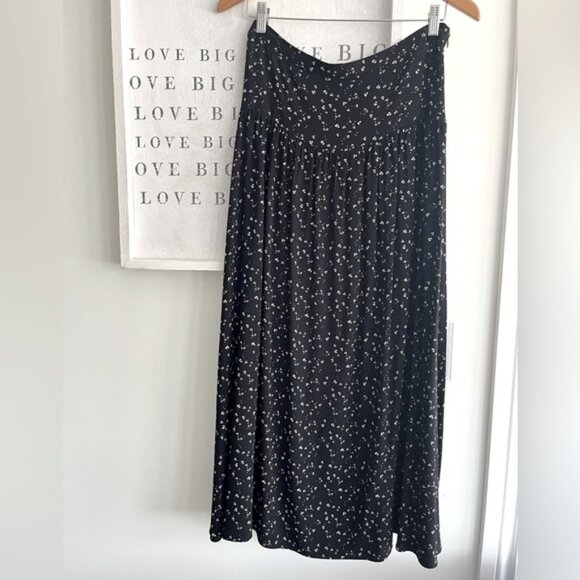 Sold  Saltwater Luxe printed black and white Skirt Medium - Picture 1 of 4